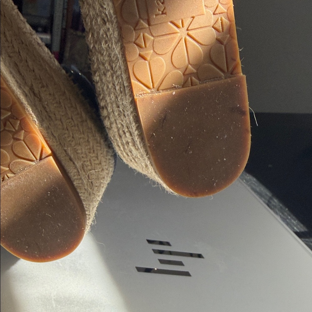 kate spade Navy Suede Espadrille Ankle-Strap Flats. Like new condition 🫶🏻 - Picture 6 of 8